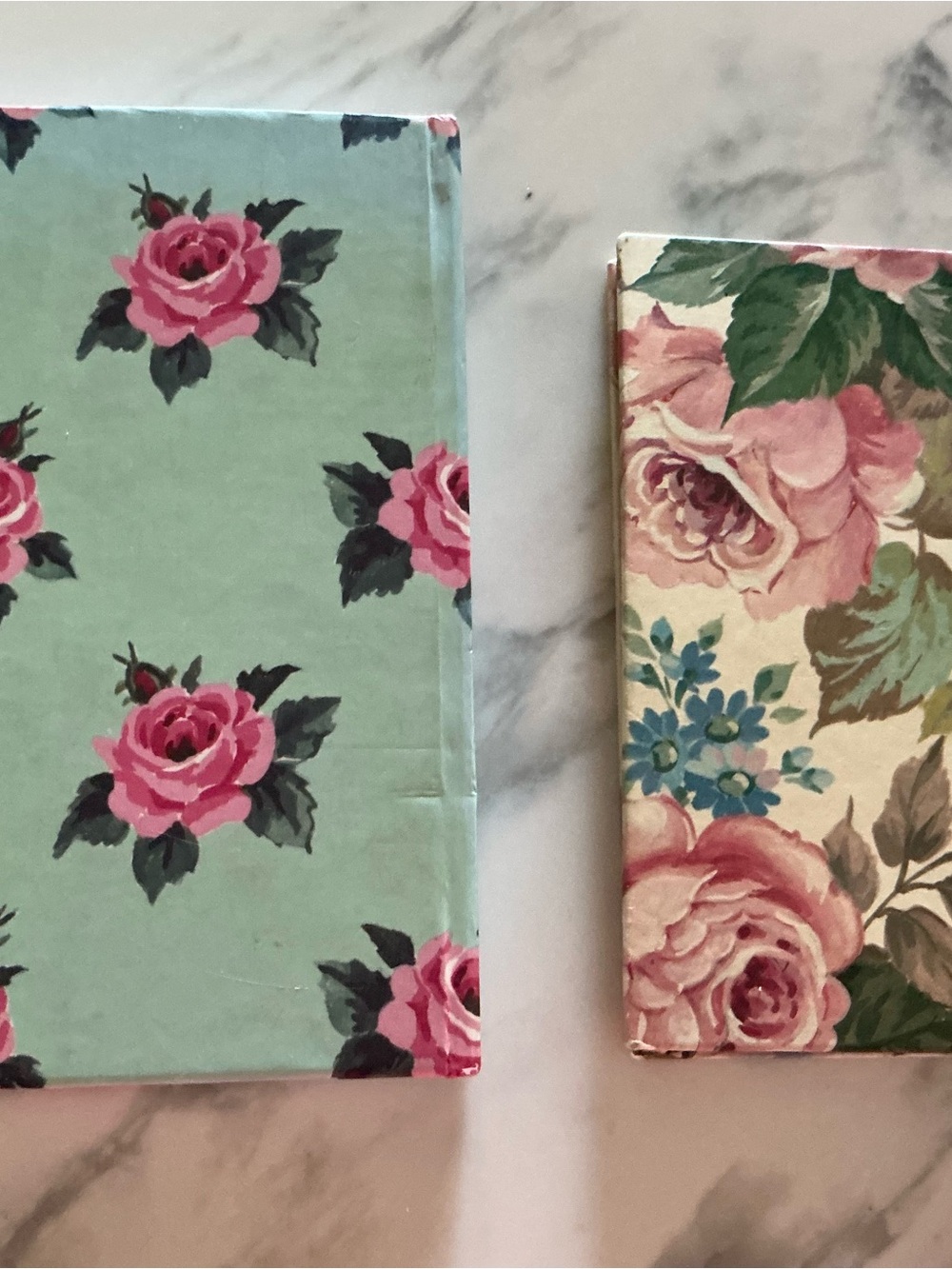Two's Company Pink Rose Floral Bedding on Mint journal and photo frame